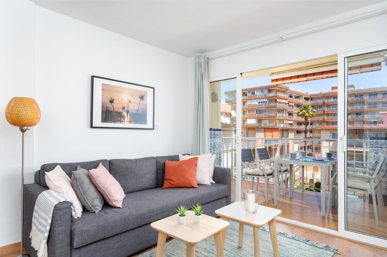 Beachfront Seaview Apartment In Los Boliches By Costarentals - Ref 141 Fuengirola Exterior foto