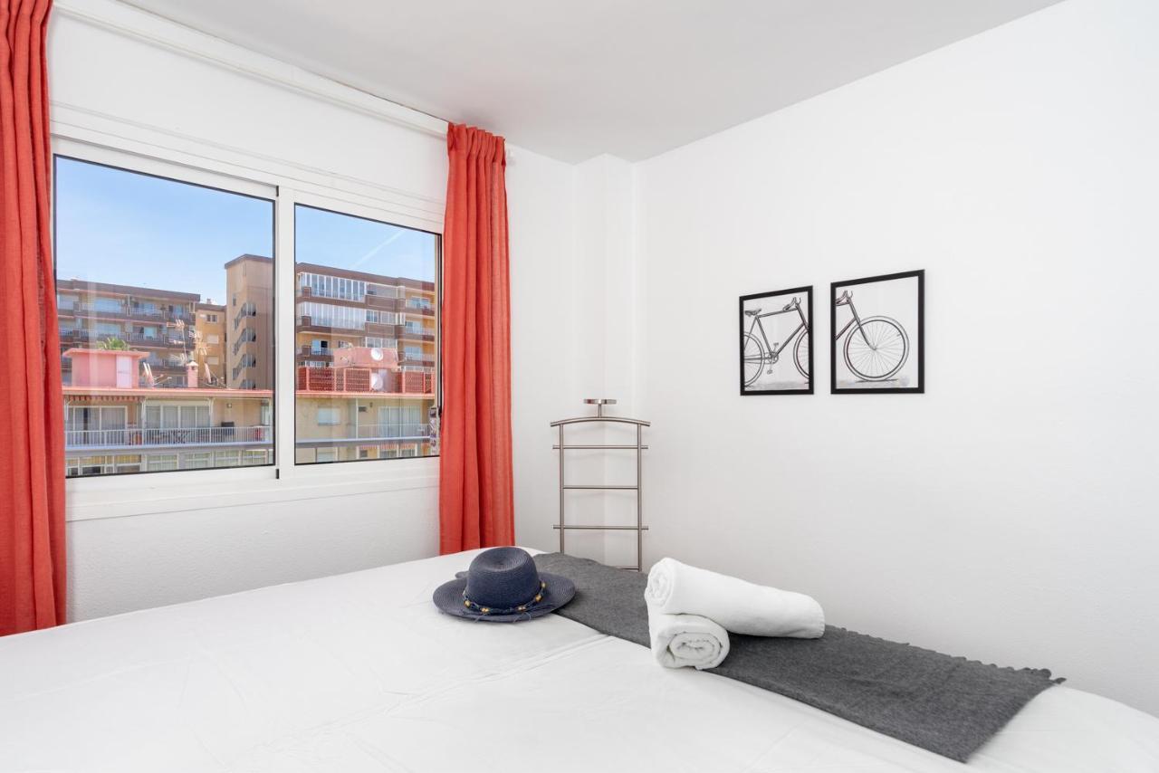 Beachfront Seaview Apartment In Los Boliches By Costarentals - Ref 141 Fuengirola Exterior foto