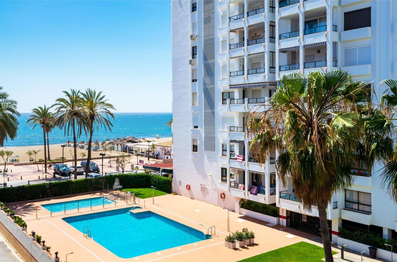 Beachfront Seaview Apartment In Los Boliches By Costarentals - Ref 141 Fuengirola Exterior foto